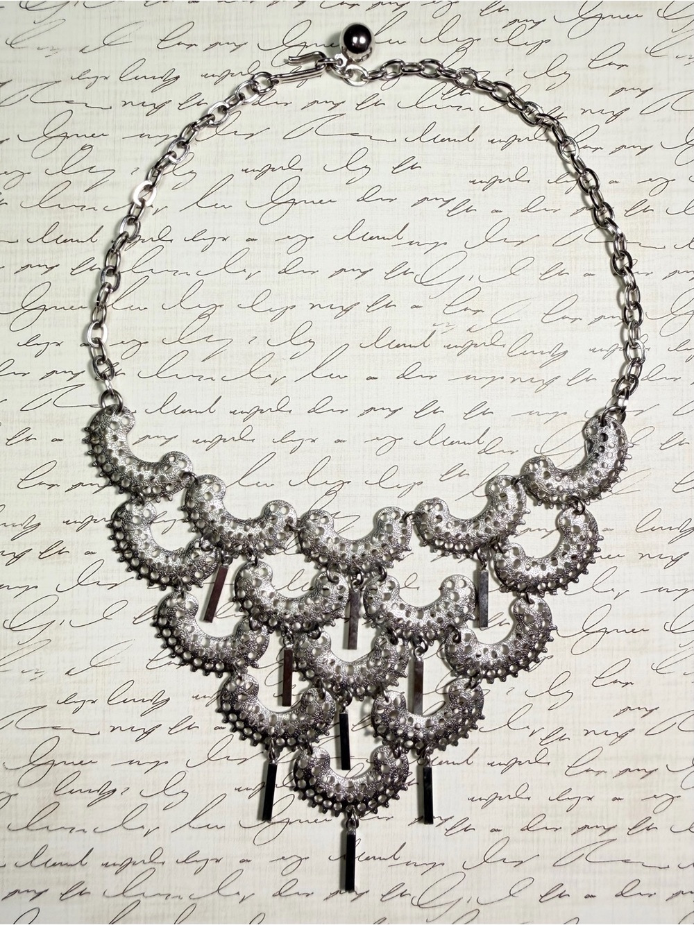 Sarah Coventry 1970s “Charisma” Scalloped Fringe Necklace